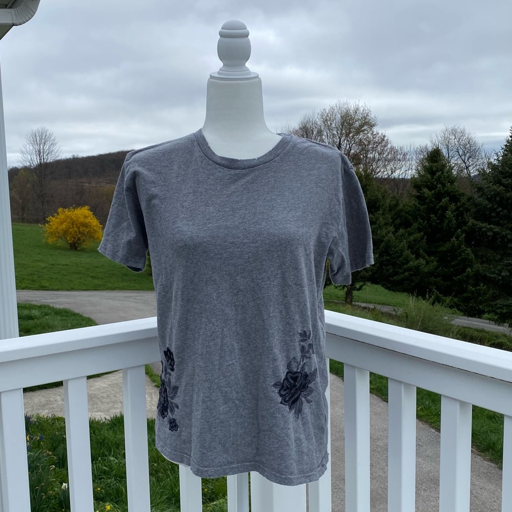 Hollister Short Sleeve Floral Embroidered T-Shirt